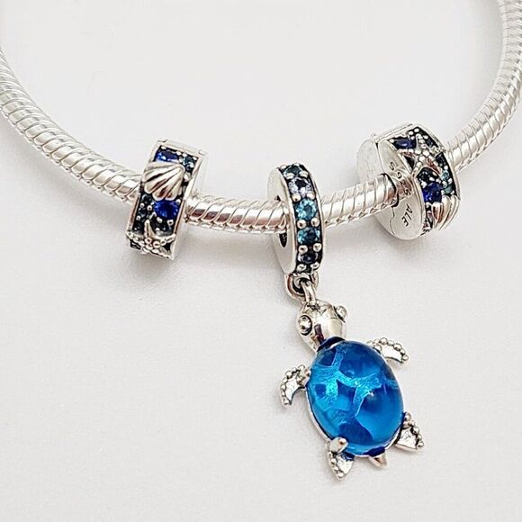 Pandora Adjustable Pave Star Bracelet with Turtle Charm and 2 Clips - Picture 2 of 6